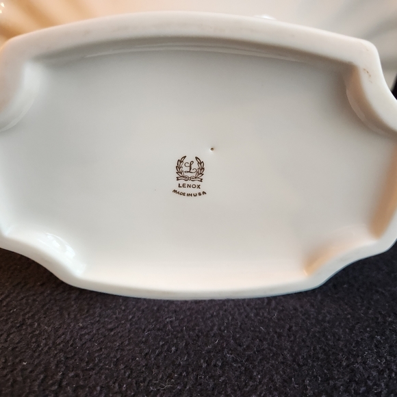 Lenox Centerpiece Mantel Bowl Porcelain 24K Gold Trim Ivory - Picture 7 of 9